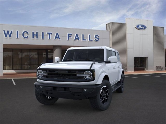 New 2025 Ford Bronco Outer Banks image 2