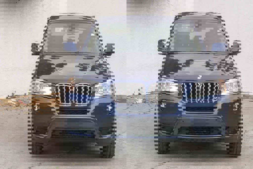 Used 2014 BMW X3 xDrive28i image 2