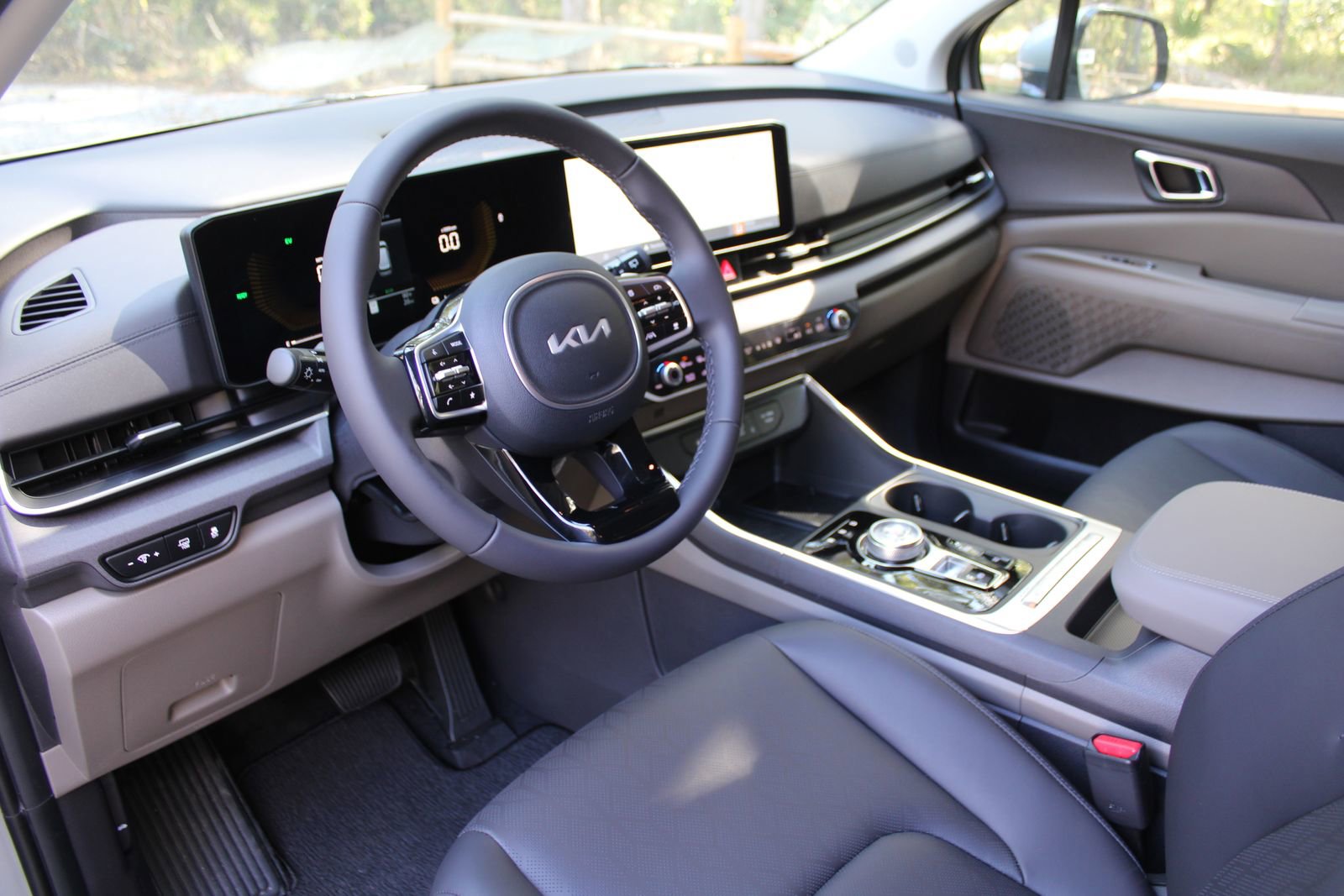 New 2026 Kia Carnival EX image 28