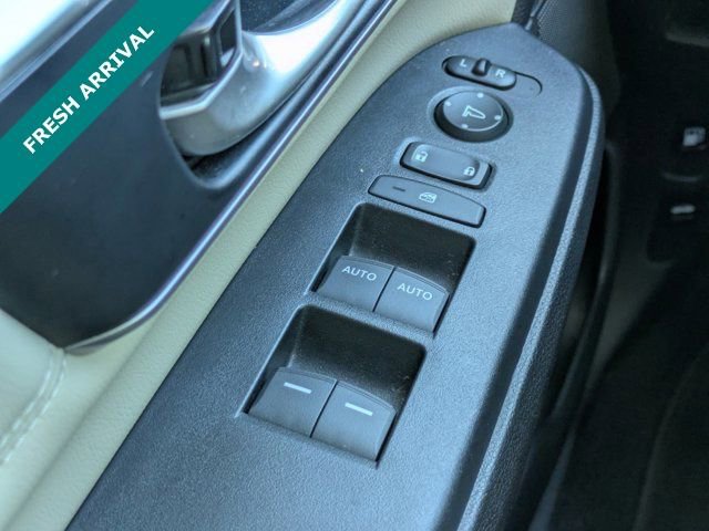 Used 2022 Honda CR-V Touring image 21