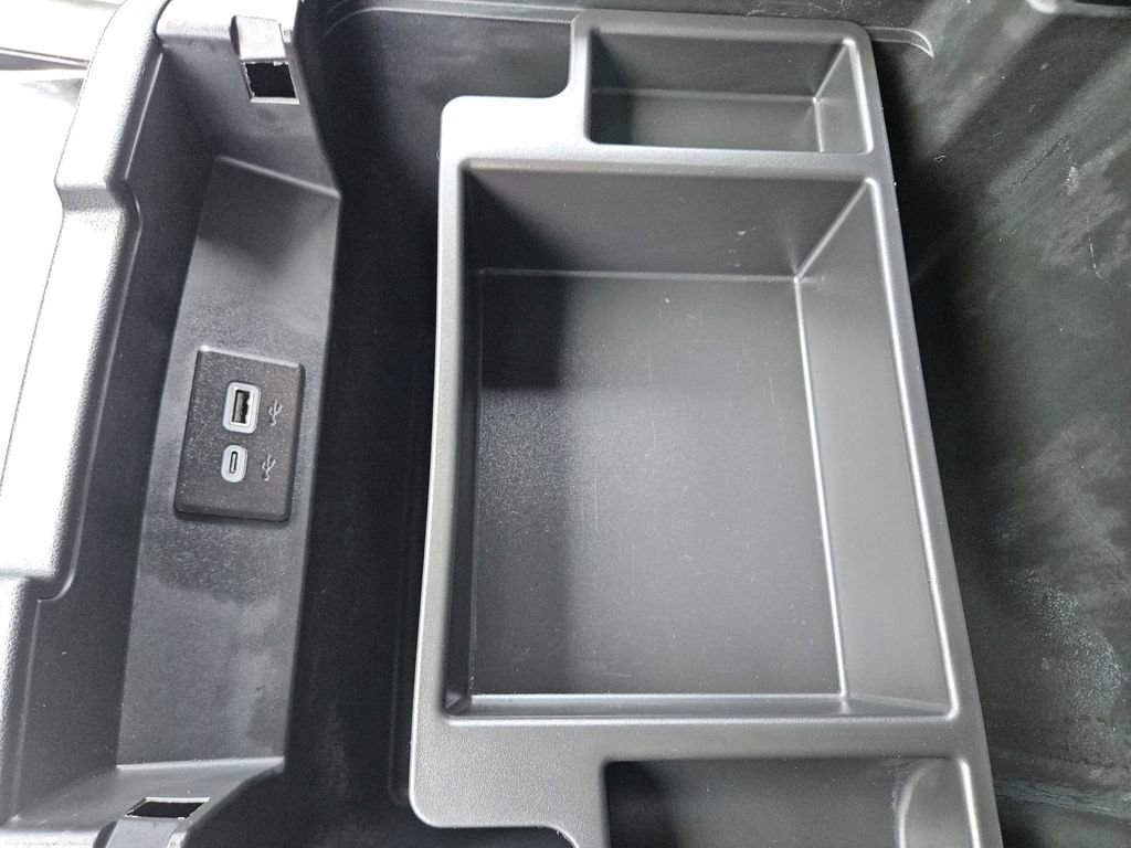 Used 2025 Chevrolet Tahoe Z71 image 29