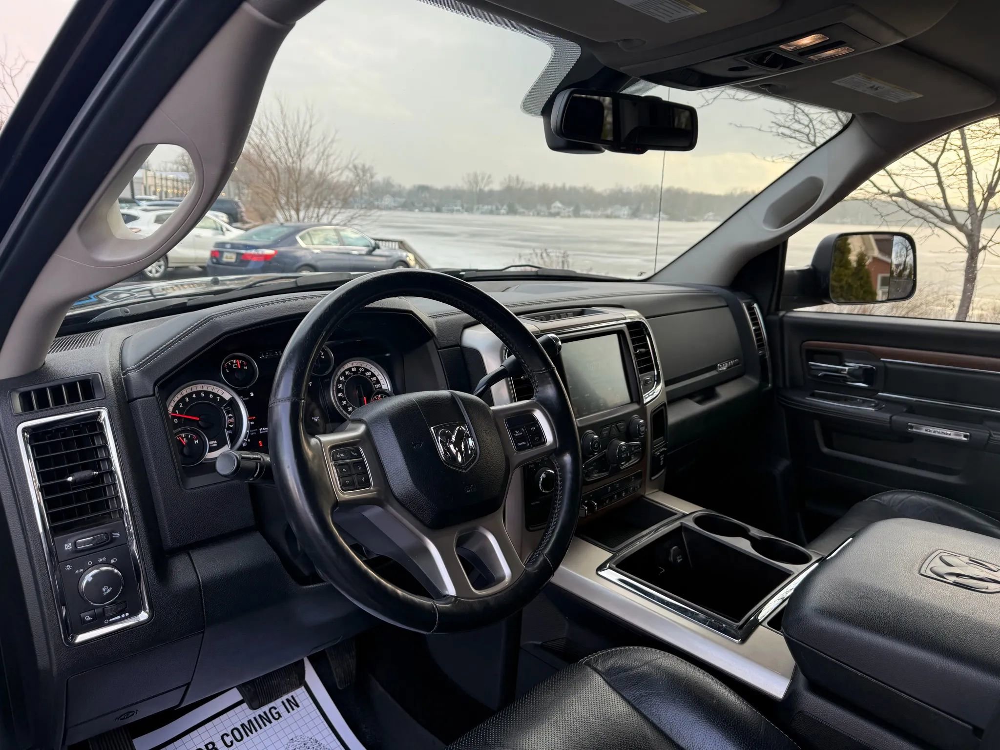 Used 2015 RAM 2500 Laramie w/ Black Appearance Group AWD/4WD image 12