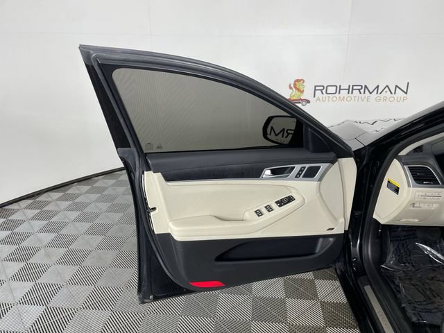 Used 2015 Hyundai Genesis 3.8 w/ Option Group 04 image 33