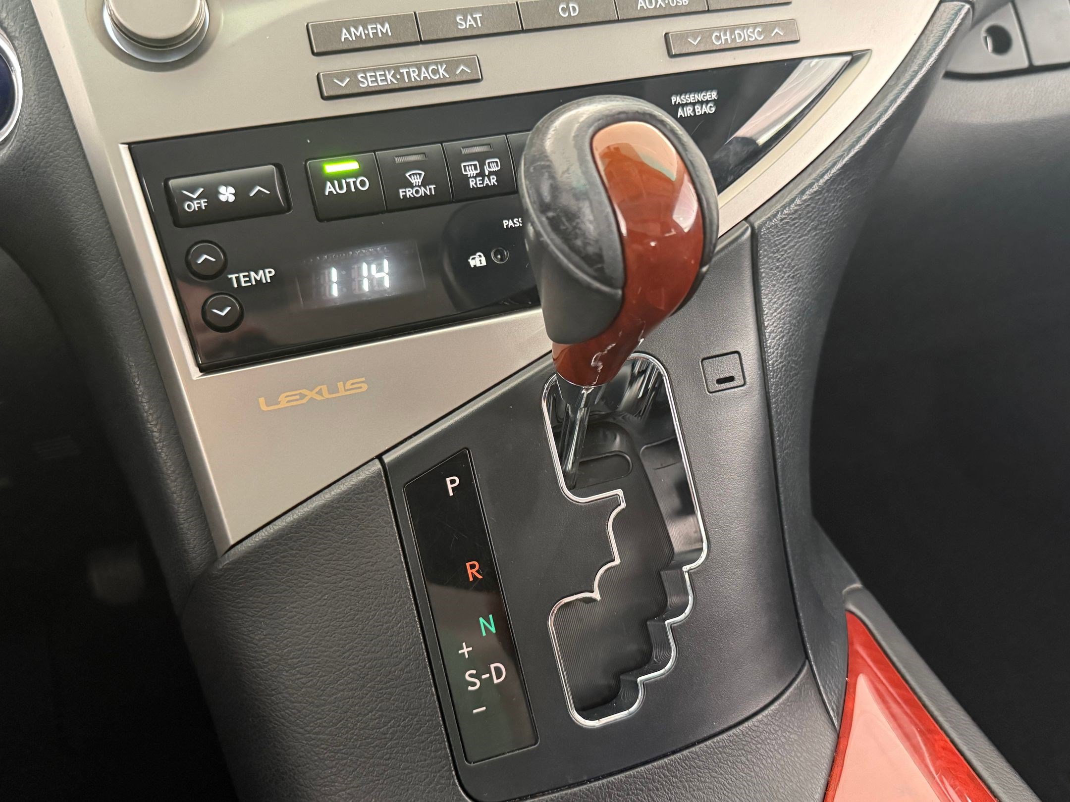 Used 2010 Lexus RX 450h 2WD image 18