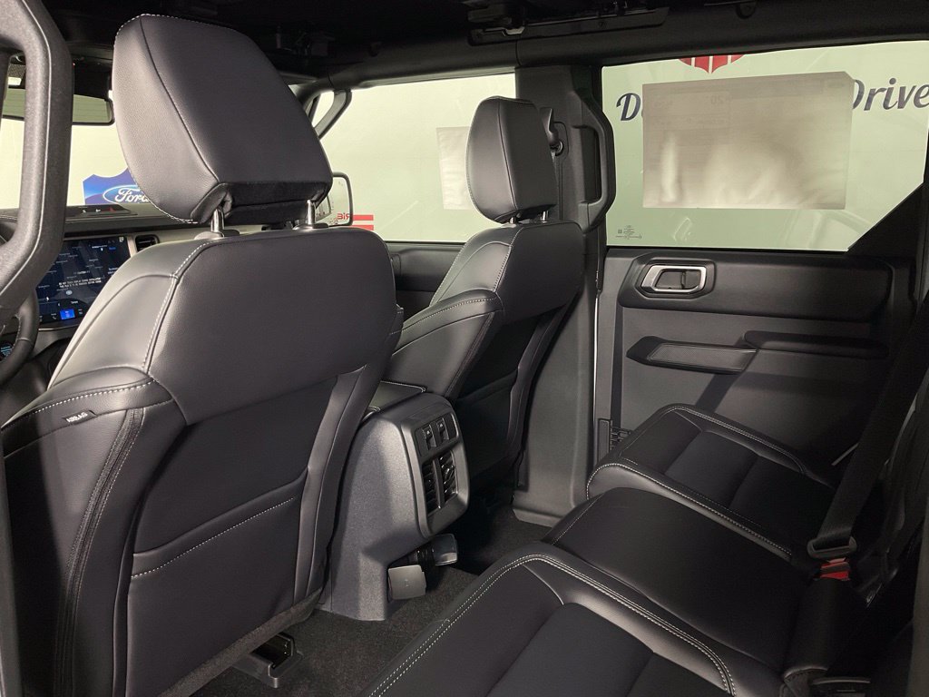 New 2026 Ford Bronco Outer Banks AWD/4WD image 15