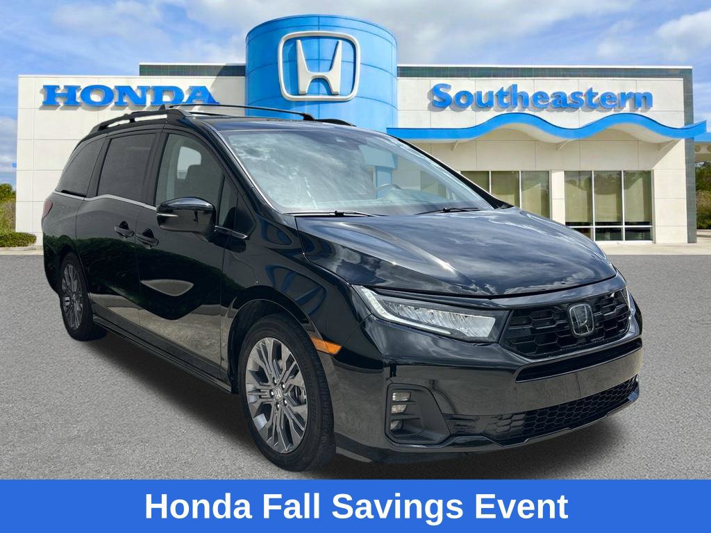 Used 2025 Honda Odyssey Touring image 3