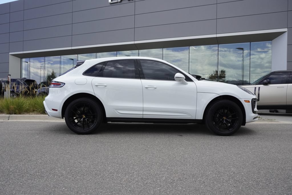 Used 2022 Porsche Macan AWD/4WD image 7