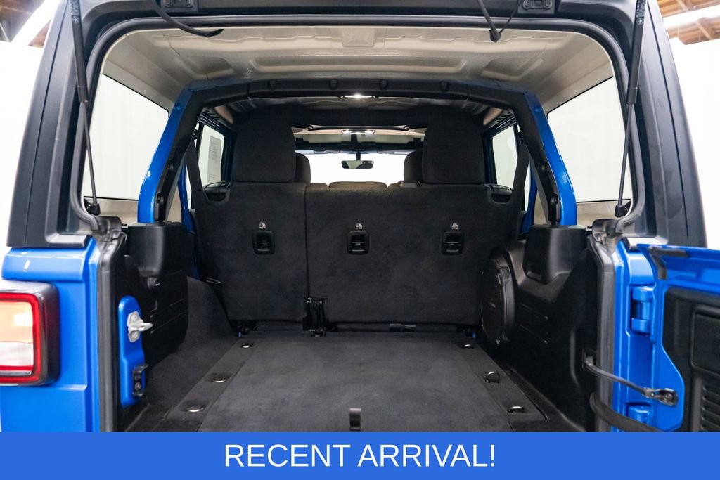 Used 2023 Jeep Wrangler Sahara image 8