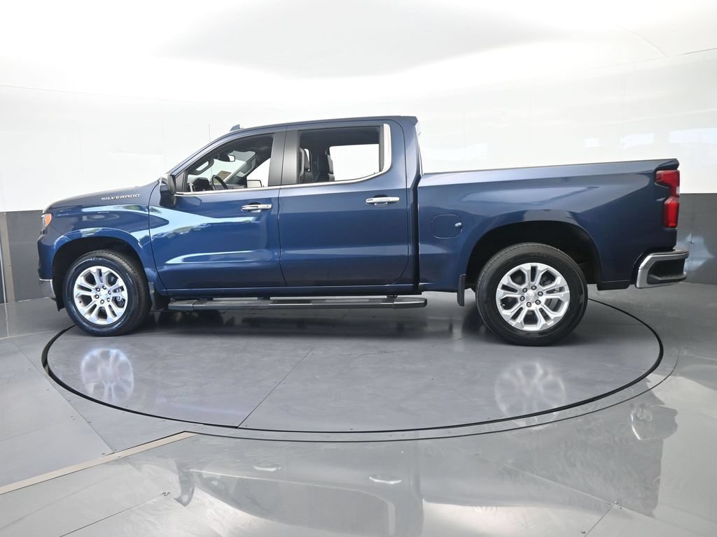 Used 2022 Chevrolet Silverado 1500 LTZ RWD image 3