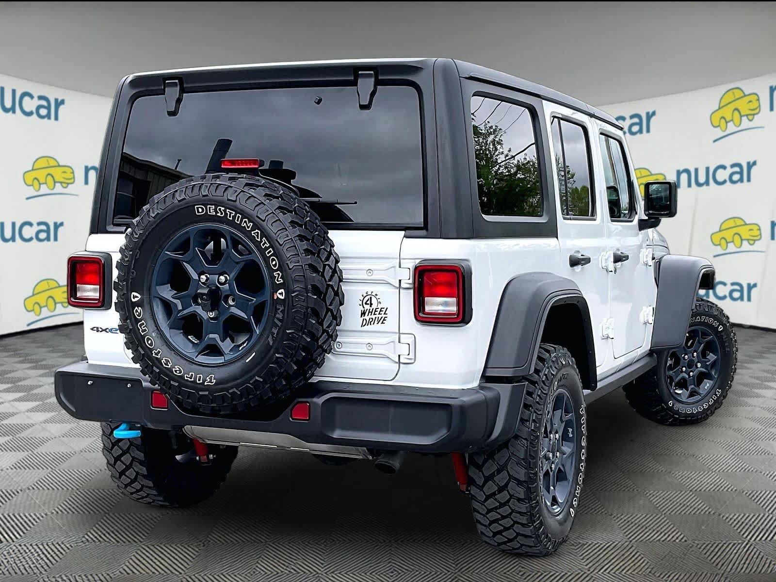 Used 2023 Jeep Wrangler Unlimited w/ Cold Weather Group AWD/4WD image 6