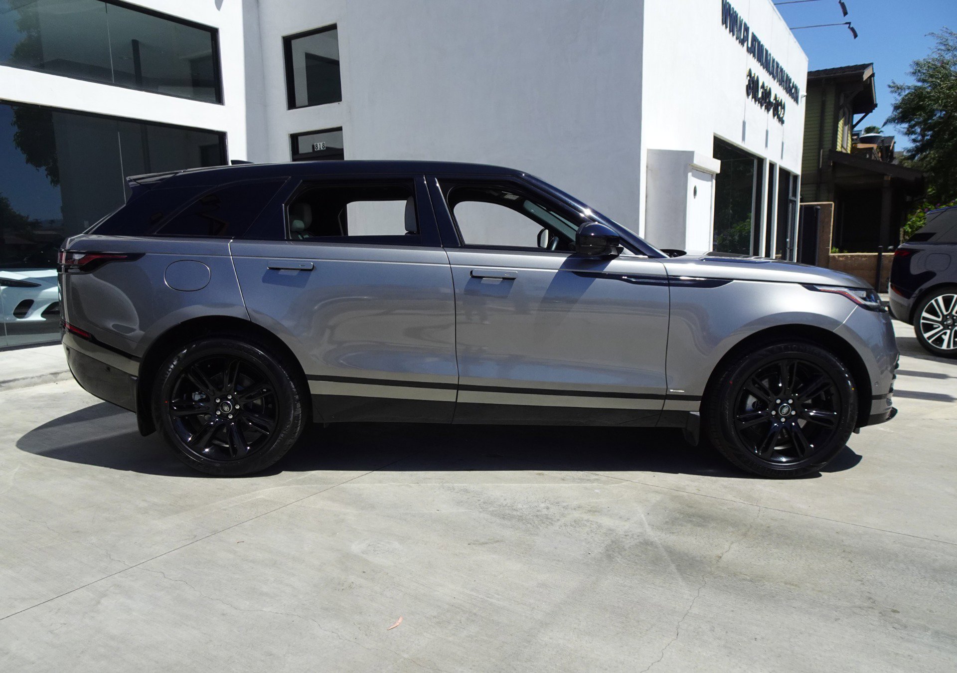 Used 2021 Land Rover Range Rover Velar R-Dynamic S AWD/4WD image 8