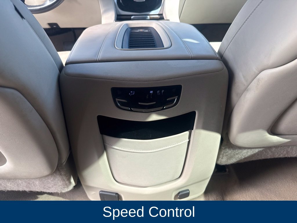 Used 2020 Cadillac Escalade Luxury AWD/4WD image 28