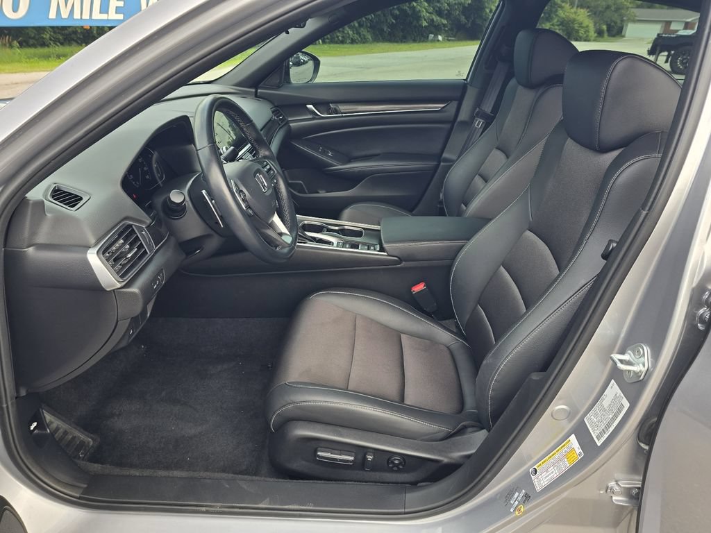 Used 2022 Honda Accord Sport image 12