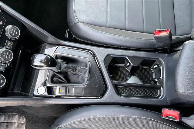 Used 2024 Volkswagen Taos SE image 17