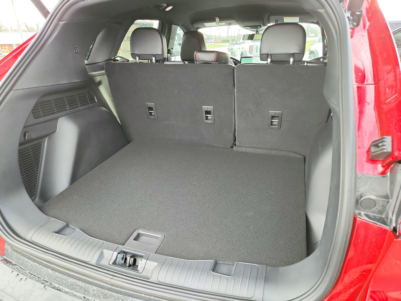 New 2026 Ford Escape ST-Line Select w/ Equipment Group 401A image 30