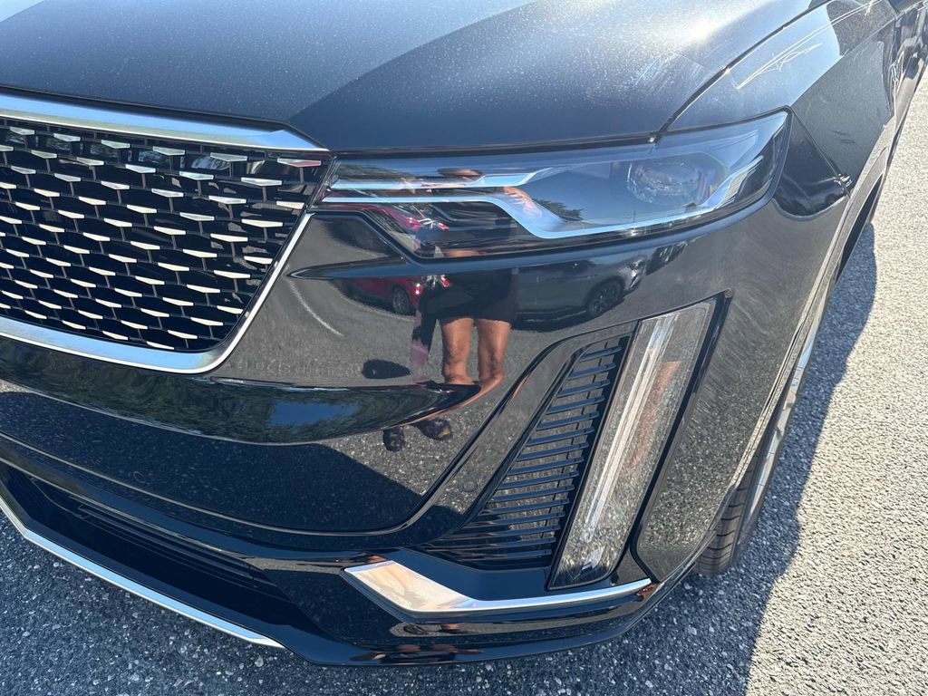 New 2025 Cadillac XT6 Premium Luxury w/ Technology Package image 9