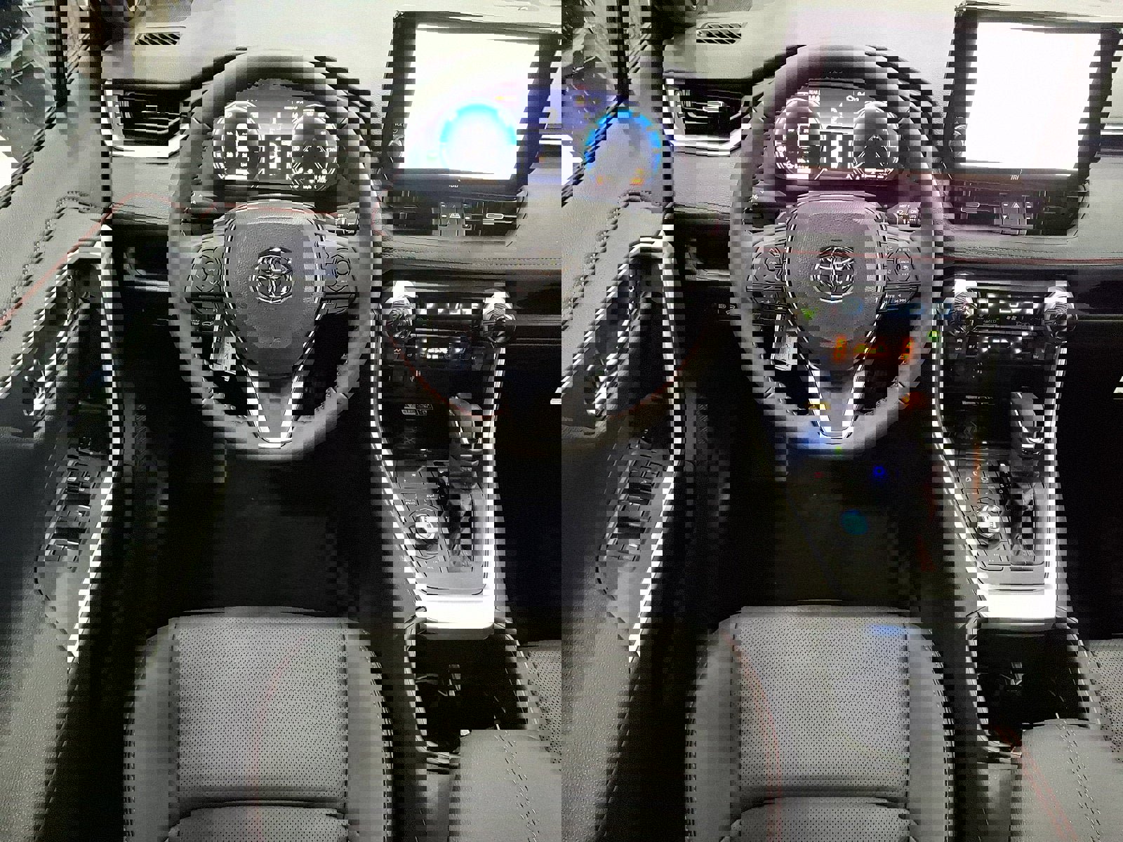 New 2025 Toyota RAV4 XSE image 7