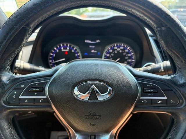 Used 2018 INFINITI Q60 3.0t Luxe AWD/4WD image 18