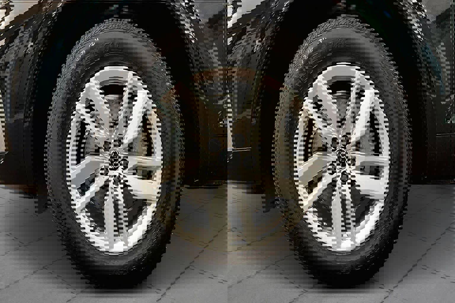 Used 2023 Audi Q5 2.0T Premium w/ Convenience Package image 12