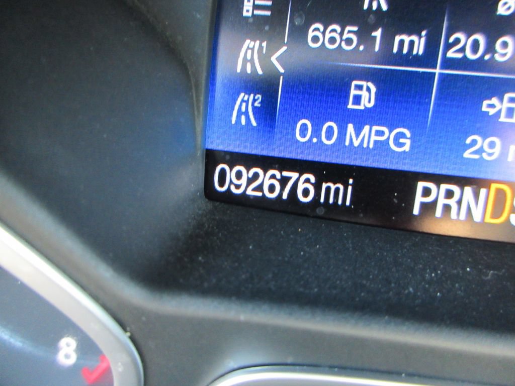 Used 2017 Ford Escape Titanium FWD image 28