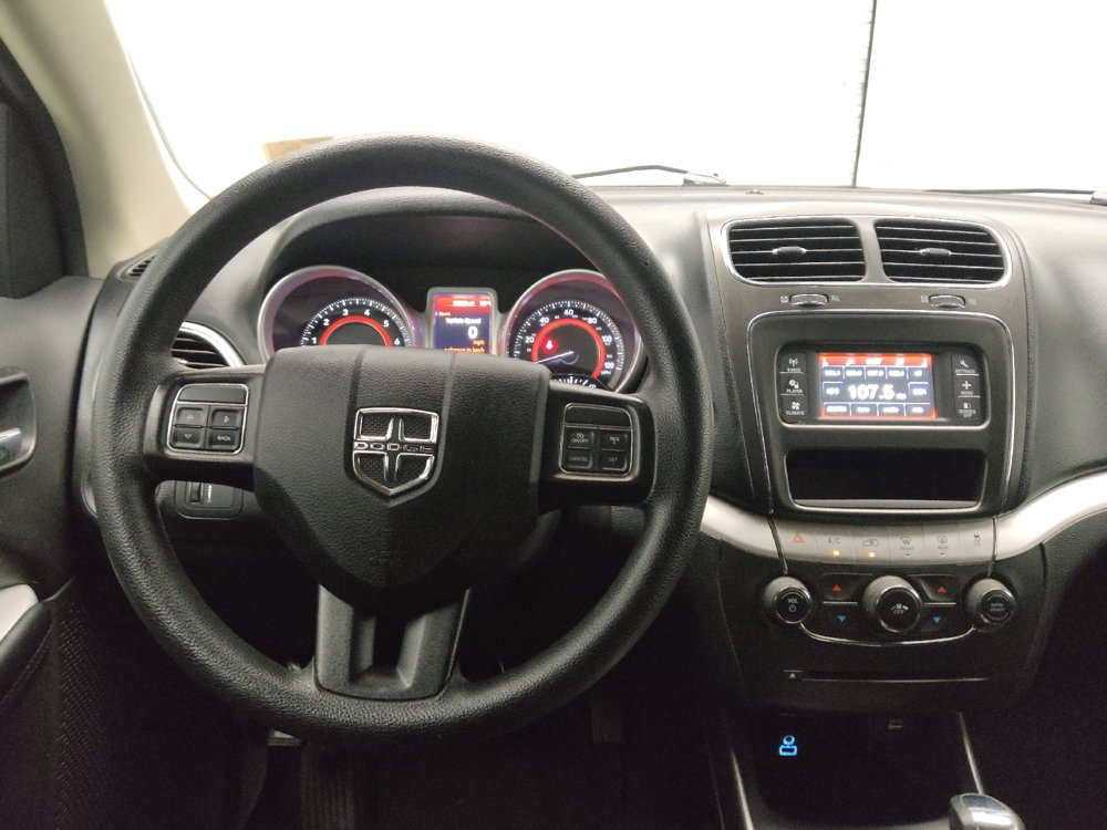 Used 2019 Dodge Journey SE FWD image 22