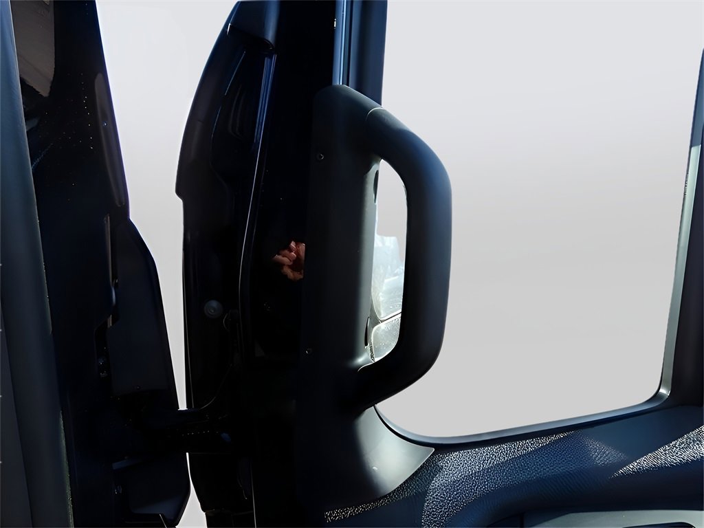 Used 2024 Mercedes-Benz Sprinter 2500 image 64