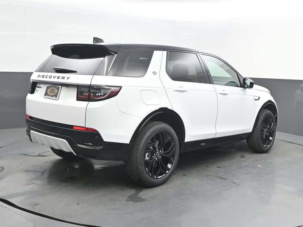 New 2026 Land Rover Discovery Sport Landmark AWD/4WD image 7
