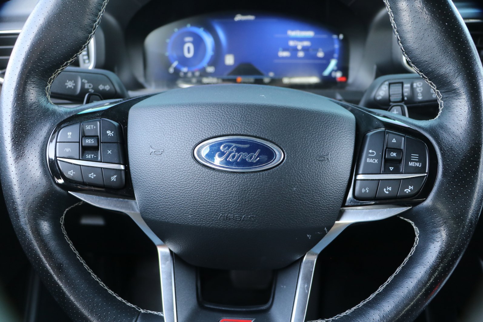 Used 2022 Ford Explorer ST AWD/4WD image 17