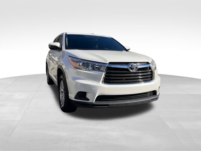 Used 2016 Toyota Highlander LE image 7