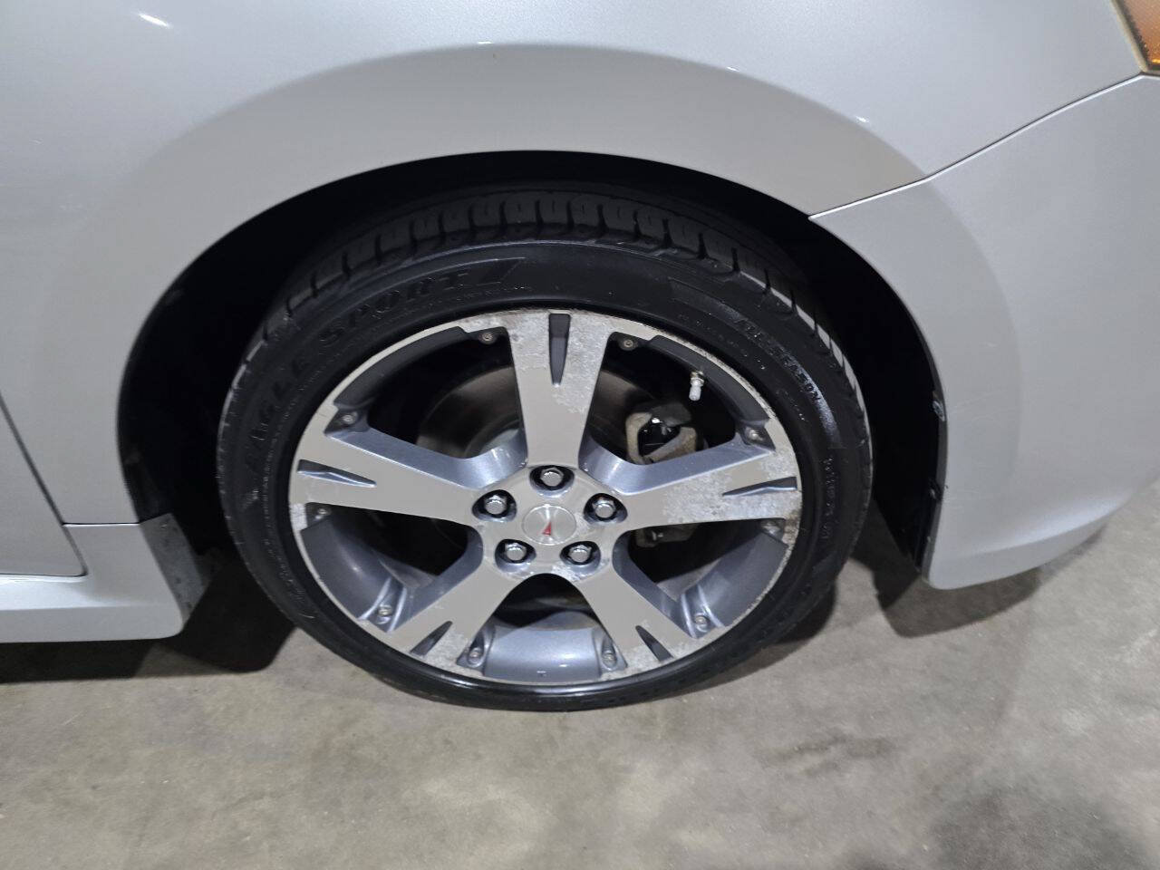 Used 2009 Pontiac Vibe GT FWD image 21