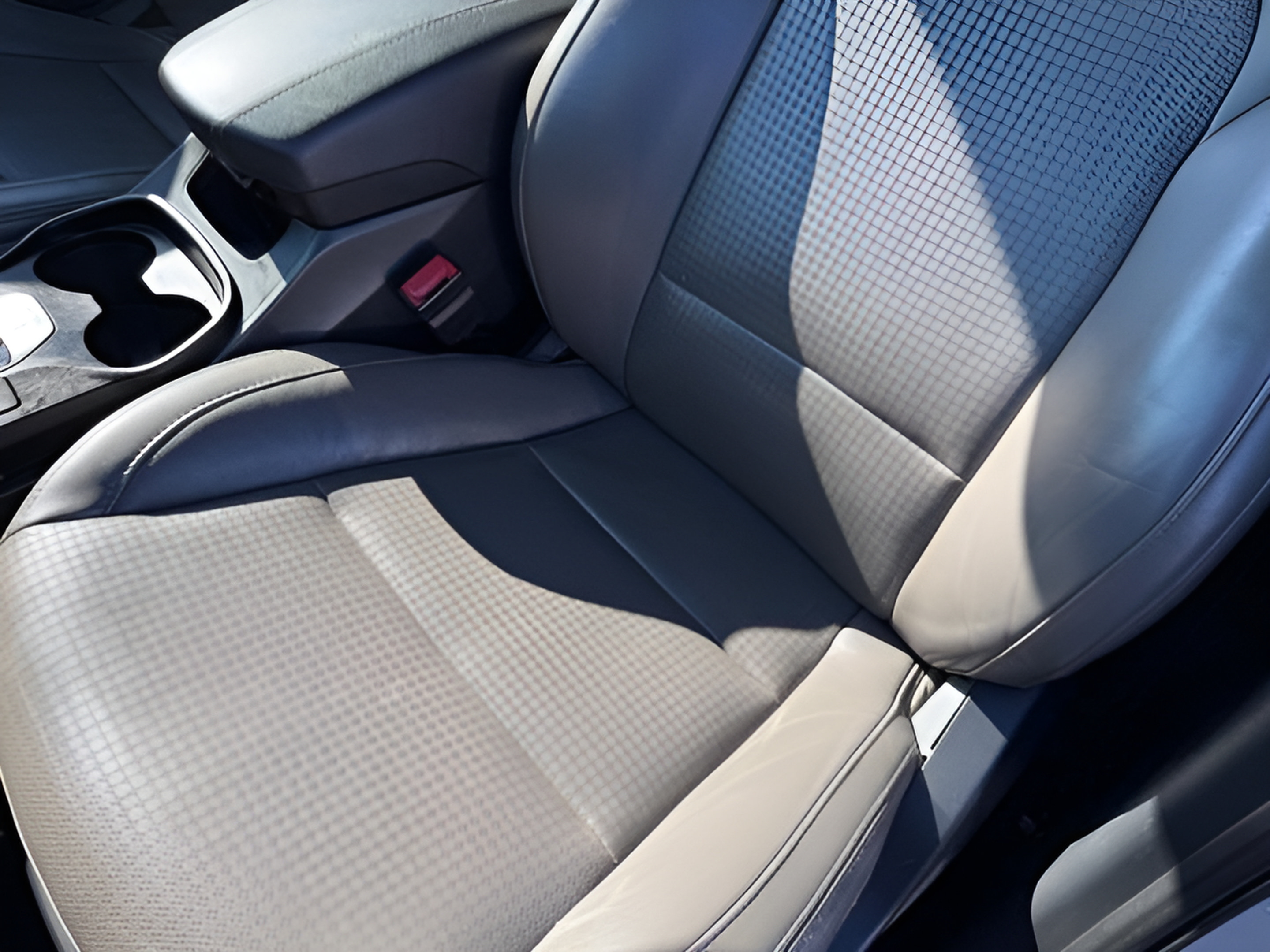 Used 2013 Hyundai Santa Fe Sport 2.0T FWD image 28