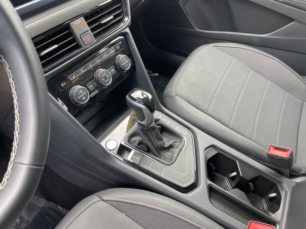 Used 2024 Volkswagen Taos SE image 20