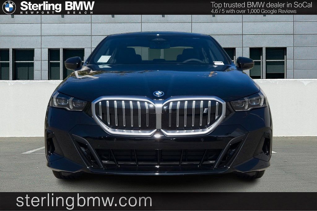 New 2026 BMW i5 eDrive40 w/ M Sport Package image 2