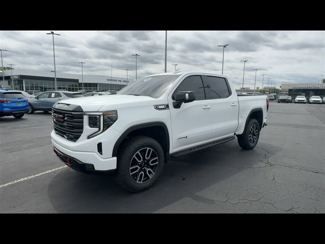 Used 2026 GMC Sierra 1500 AT4 w/ AT4 Premium Package AWD/4WD image 4