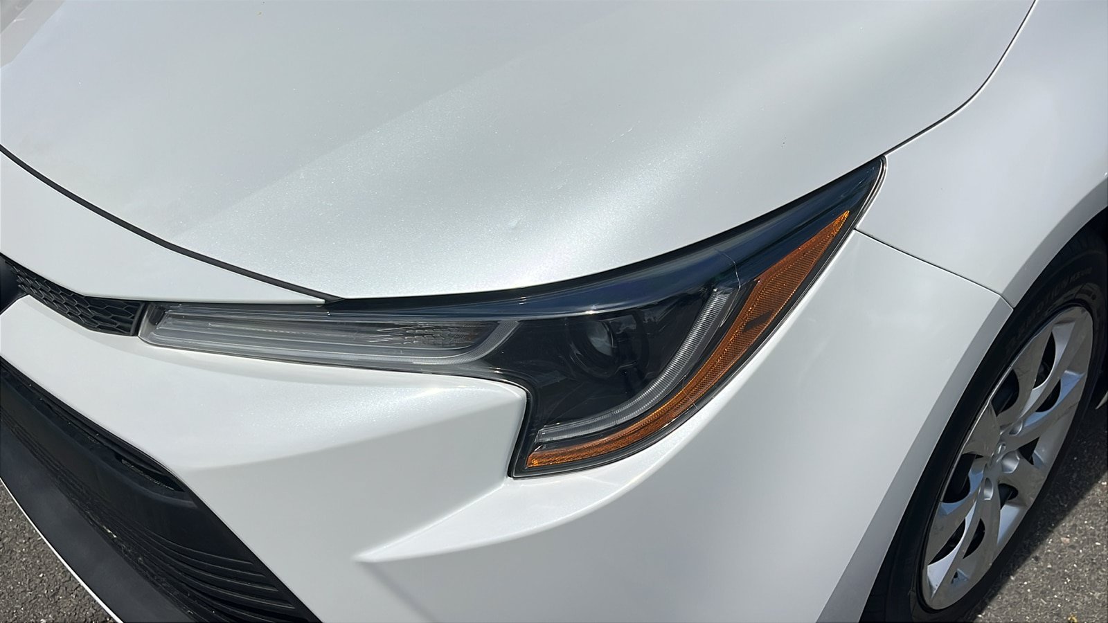 Used 2024 Toyota Corolla LE FWD image 8