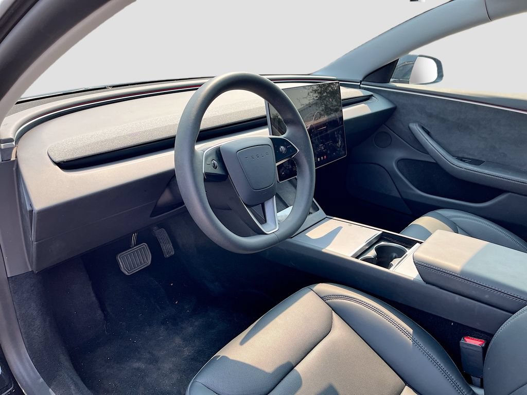 Used 2025 Tesla Model 3 Long Range AWD/4WD image 9