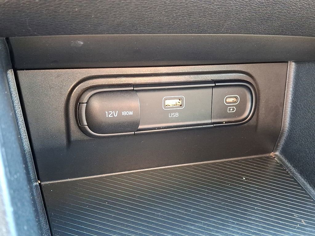 Used 2023 Kia Sportage LX AWD/4WD image 26