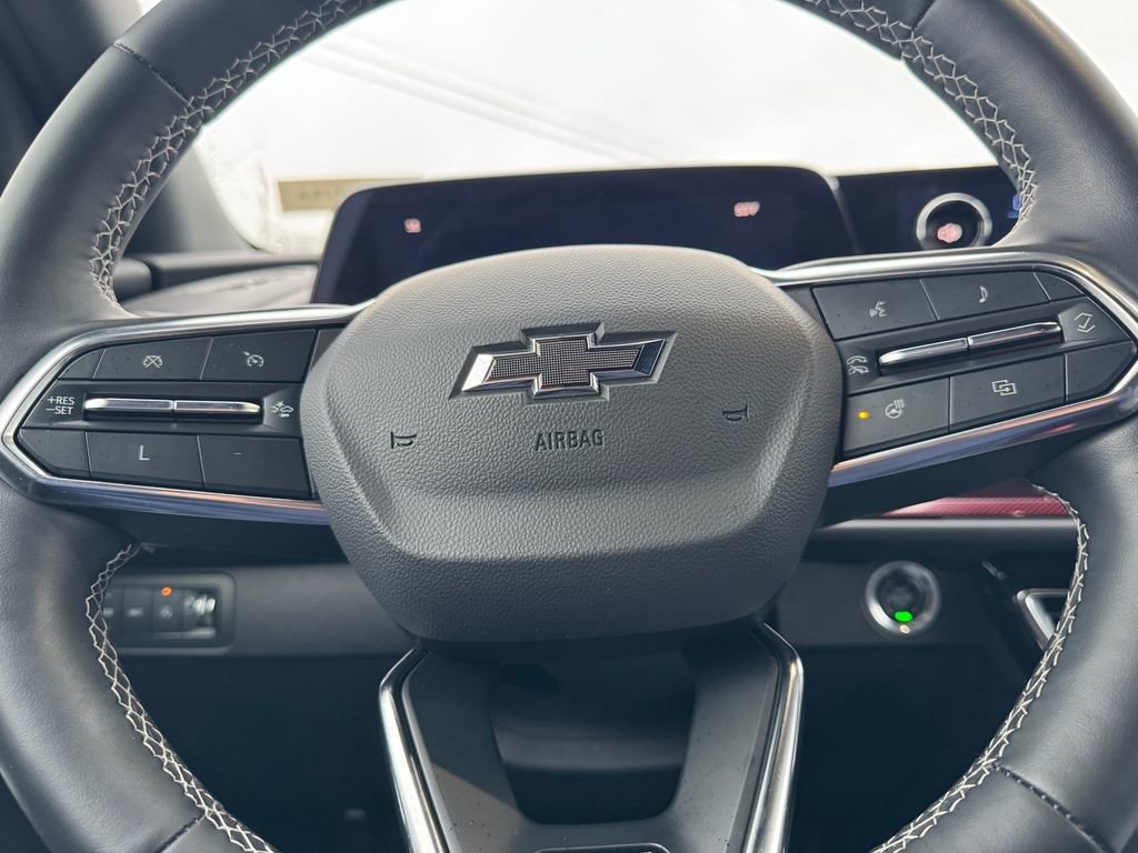 Used 2024 Chevrolet Traverse Z71 image 17