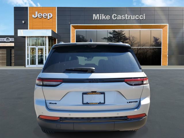 New 2025 Jeep Grand Cherokee Limited w/ Luxury Tech Group II image 4