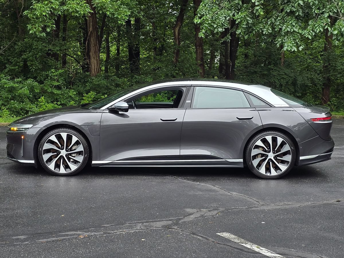 Used 2023 Lucid Air Grand Touring AWD/4WD image 3