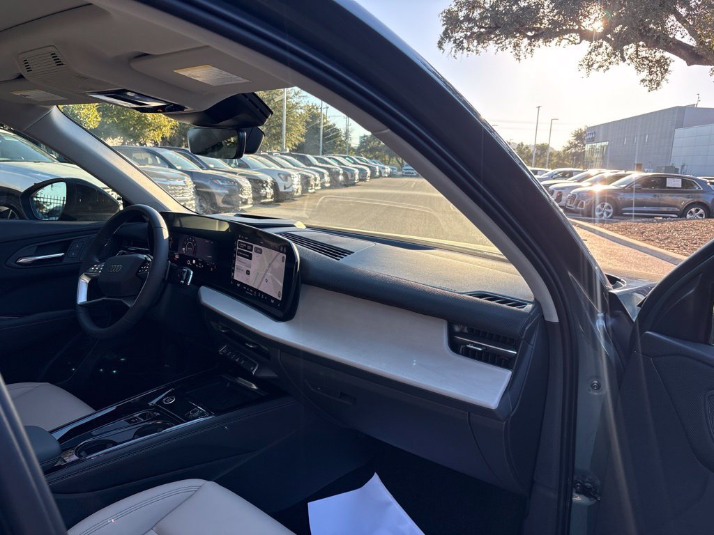 New 2026 Audi Q3 quattro 2.0T AWD/4WD image 15