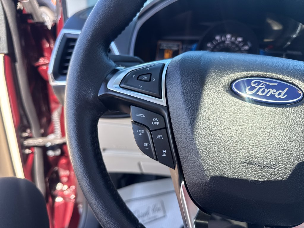 Used 2024 Ford Edge Titanium w/ Equipment Group 301A AWD/4WD image 46