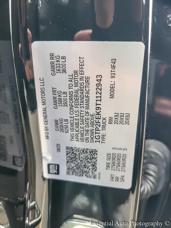 New 2026 GMC Canyon Denali w/ LPO, Denali Black Edition image 23