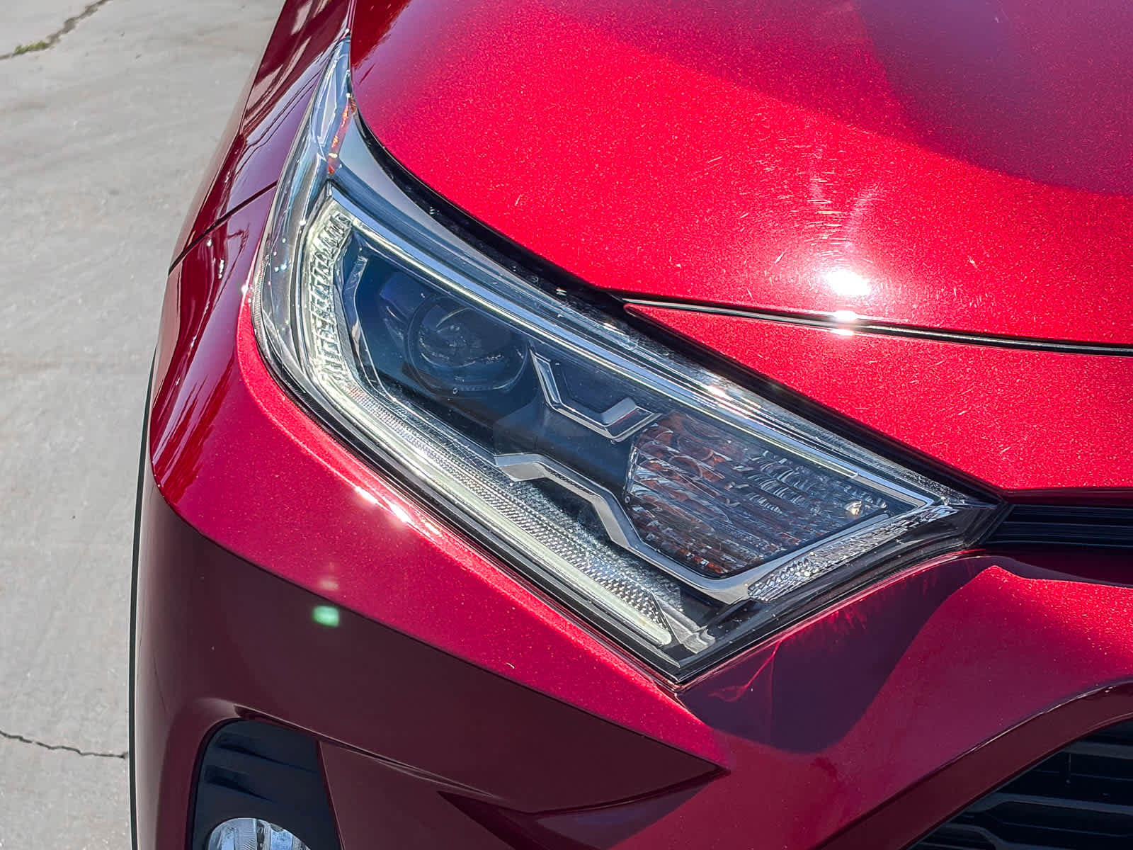 Used 2020 Toyota RAV4 XLE w/ Convenience Package AWD/4WD image 7