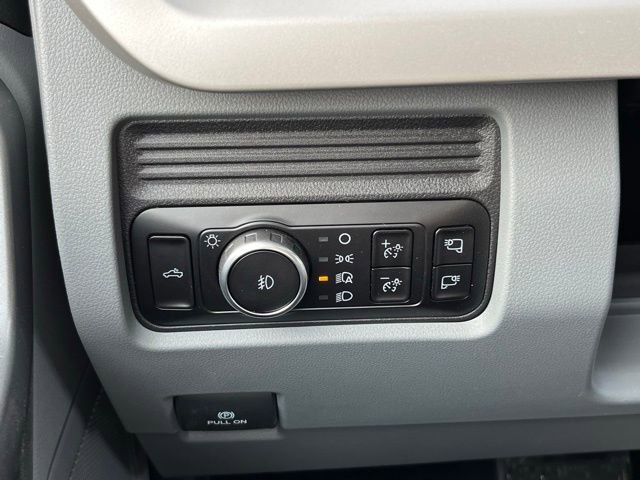 New 2026 Ford F250 XLT w/ FX4 Off-Road Package image 28