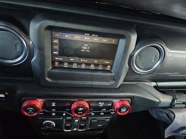Used 2021 Jeep Wrangler Unlimited Sahara AWD/4WD image 25