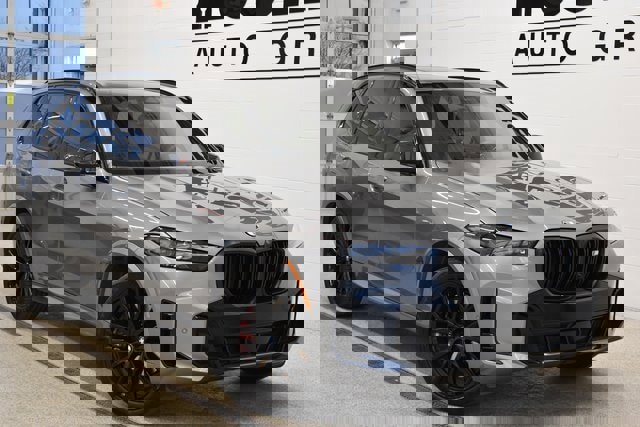 Used 2024 BMW X5 M60i w/ Executive Package image 1