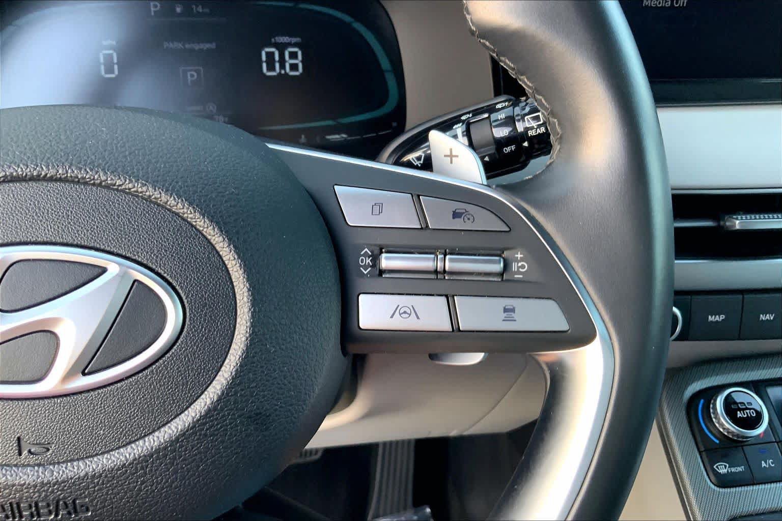 Used 2025 Hyundai Palisade SEL FWD image 23