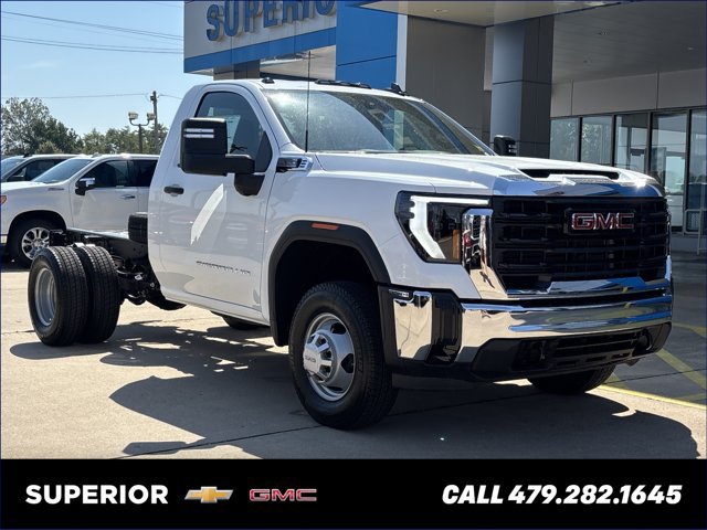 New 2026 GMC Sierra 3500 Pro w/ Convenience Package
