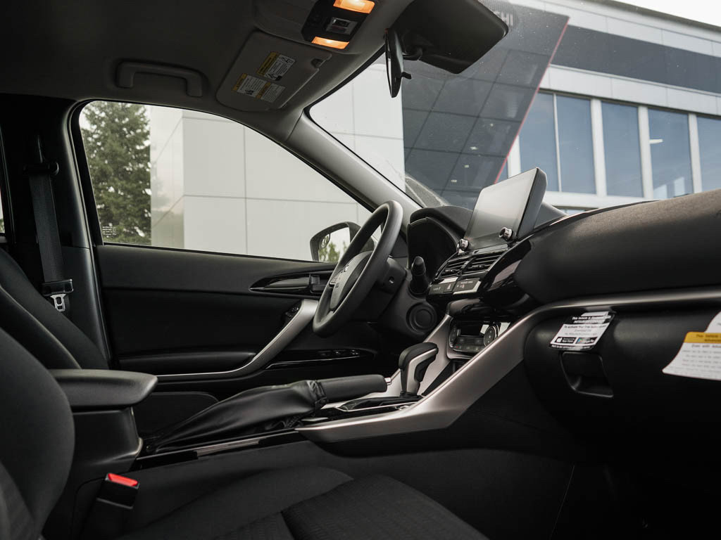 New 2026 Mitsubishi Eclipse Cross LE AWD/4WD image 10